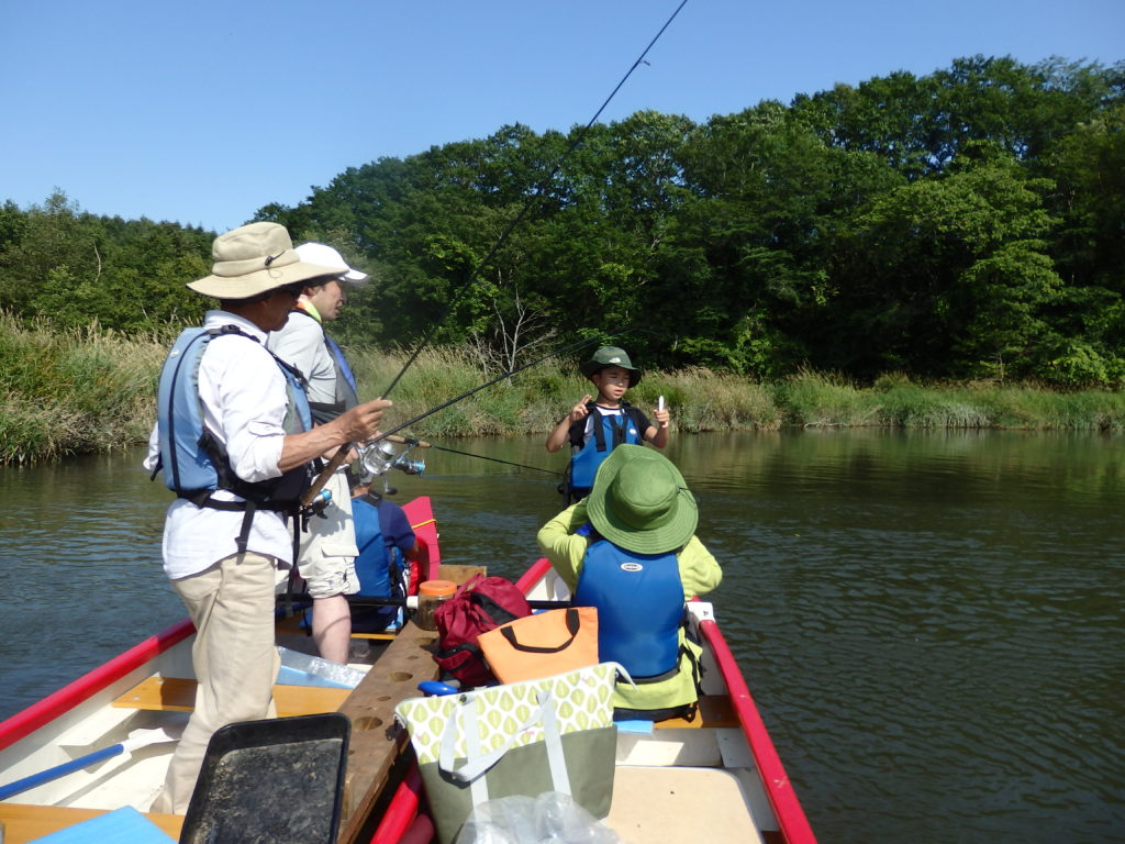 grace-field-canoe-fishing-touring